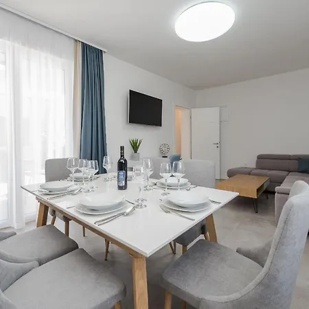 Tourist Holiday home Vir